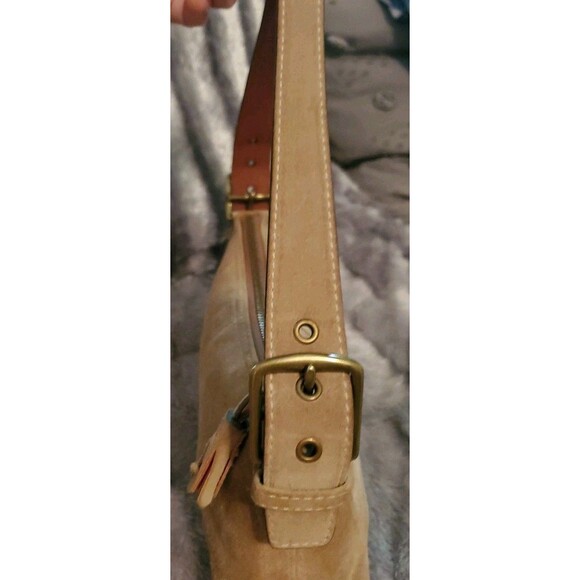 Vintage Coach 7470 Hamptons Demi Baguette Shoulder Bag Beige Suede Brown Leather - Picture 11 of 16